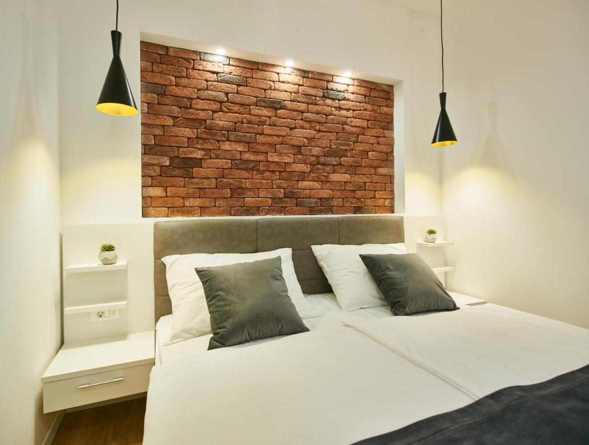 Bed Of Roses Apt 2, Premium, Designer Decorated Zagabria Esterno foto